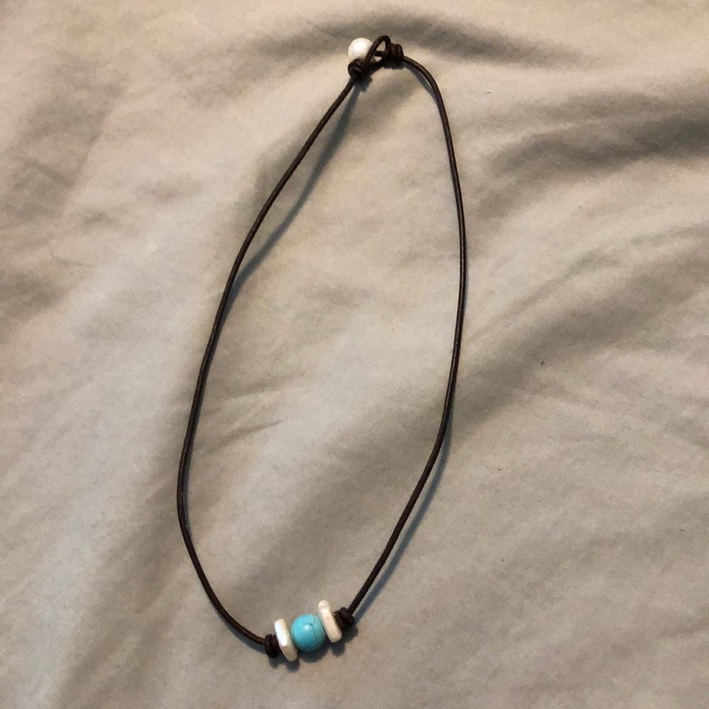 NWOT blue pearl necklace